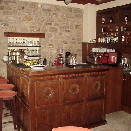 Siarava Hotel Ioannina Buitenkant foto
