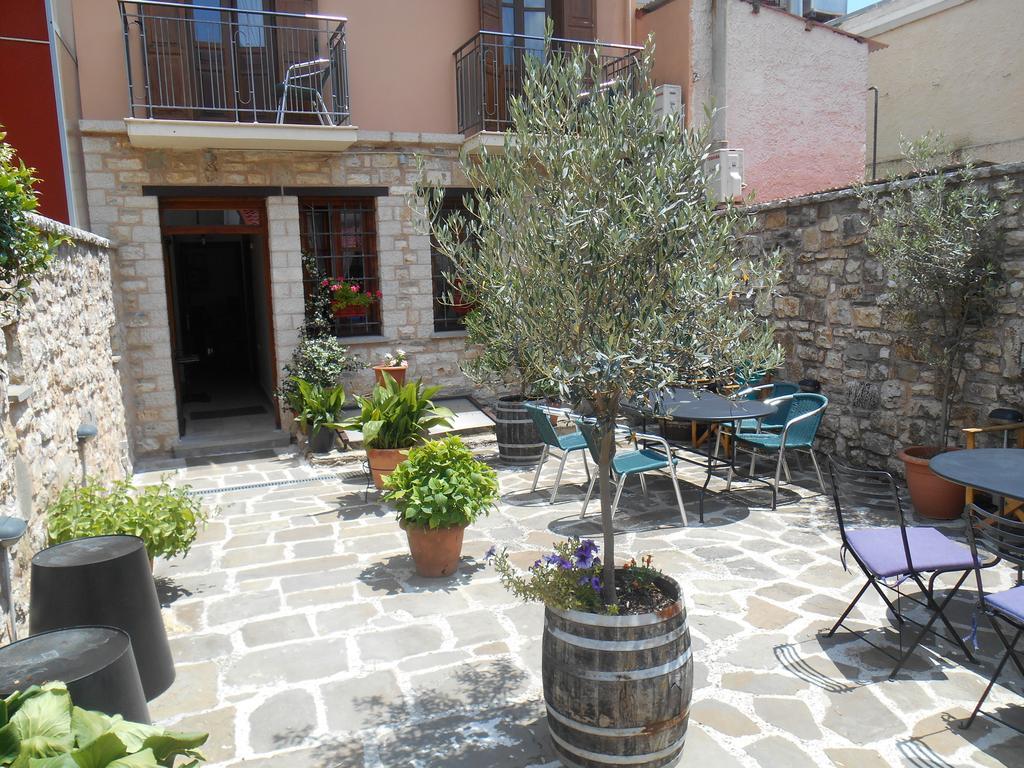 Siarava Hotel Ioannina Buitenkant foto